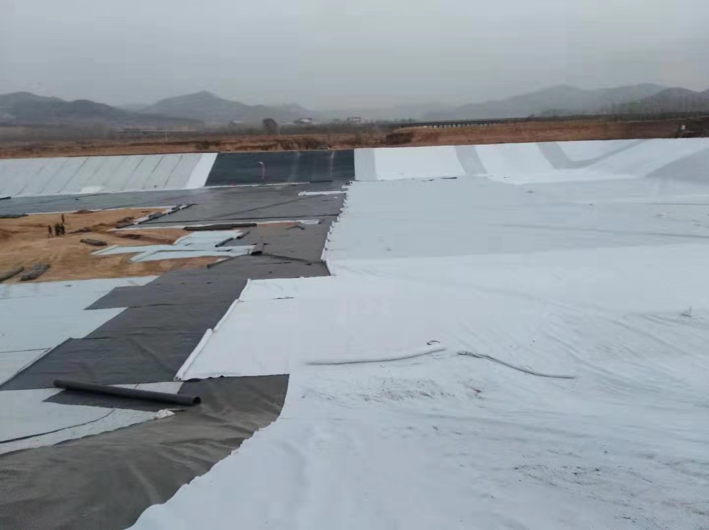 0.25mm厚荔枝视频黄下载膜為何必須現場焊接？