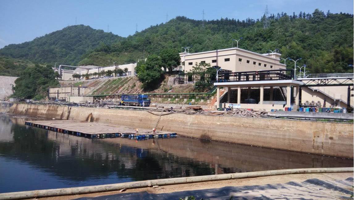 哪種規格的HDPE膜可滿足調節池防滲係統施工操作要點？