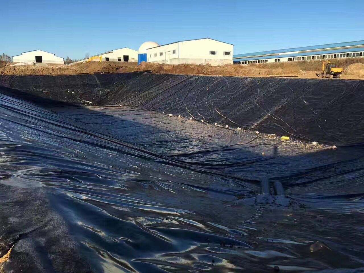 荔枝视频黄下载膜防滲渠道基槽和鋪膜斷麵型式