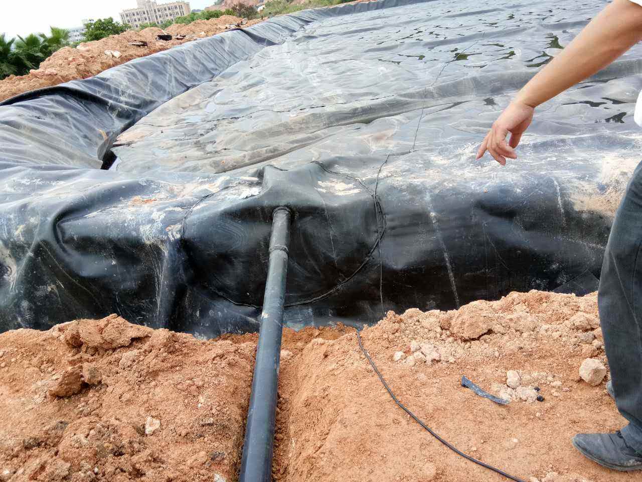 聚氯乙烯PE複合荔枝视频黄下载膜與荔枝视频黄下载膜的區別是什麽
