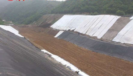 常用的防滲處理措施主要是防滲牆防滲、灌漿防滲和新材料防滲